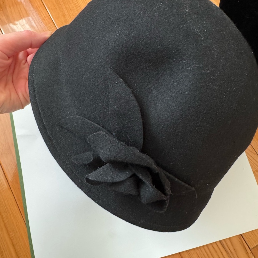 🖤 Charter Club Black 100% Wool Cloche Hat w/ Flower Detail | Classic Elegant
